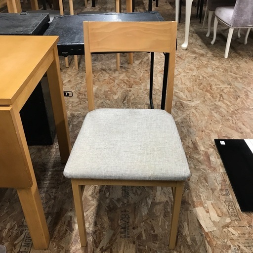 ジャングルジャングル貝塚店ダイニングセット2人用テーブル机 