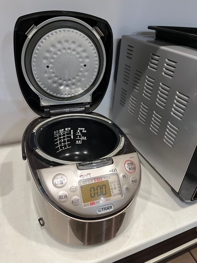 不具合無し★状態良好★タイガー IH炊飯 ジャー JKJ-V 5.5合炊き
