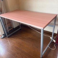 机・台・作業台の画像