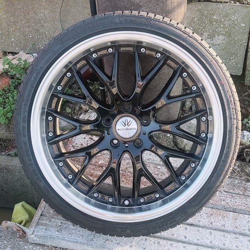 タイヤほぼ新品!! 1本のみ売切り 19インチホイール 深リム ロクサーニ