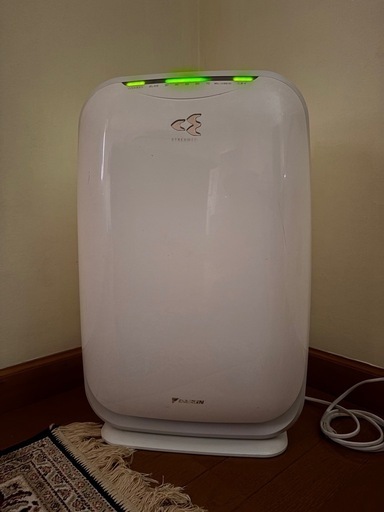 DAIKIN加湿空気清浄機ストリーマー空気清浄機 型番：TCK55P-W ジャンク 