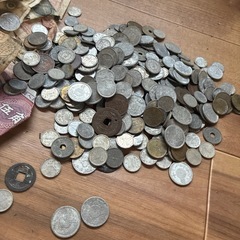 即日限定激レア希少本物年代物日本＋中国古紙幣＋日本古銭400gセット即決4000円またはリクガメフード2キロかチモシー6キロで無料で交換ですの画像