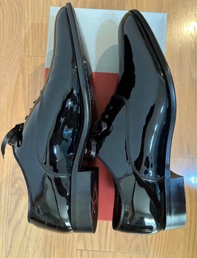 「新品未使用」REGAL 426RBD プレーントゥ 黒エナメル ビジネス 冠婚葬祭