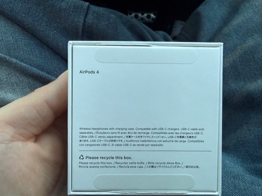 AirPods4