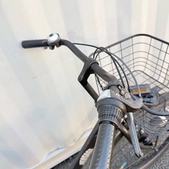 街乗り自転車 26インチ 身長150cm〜カゴ/変速機/オートライト付 定価4.3万円の画像