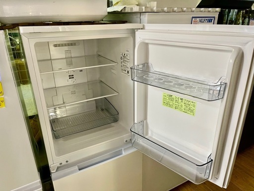 SHARP 152L2ドア冷蔵庫 SJ-15E9-W 2022年製 中古 説明書付き