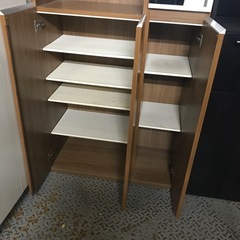ジャングルジャングル貝塚店　シューズボックス　ミラー付き　鏡　茶色　ブラウン　木　木目　オシャレ　シンプル　玄関収納　家具　中古　貝塚市　二色浜の画像