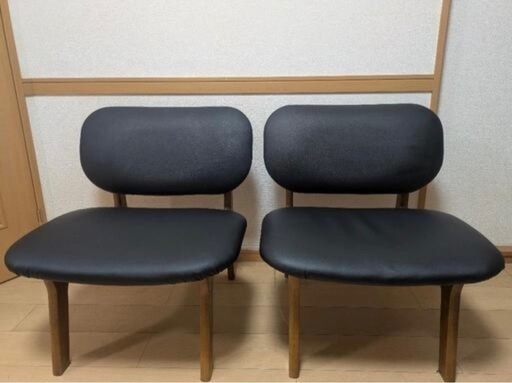 ⚠️急いでいます⭐︎いいねではなくコメント下さい(^^)4人用ダイニングテーブル(ペット猫ちゃんいます) 