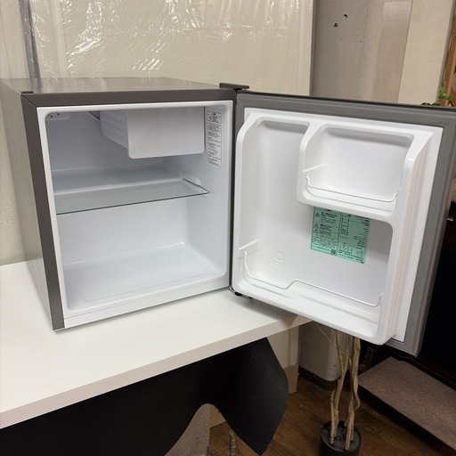 【?買取市場 6ヶ月保証】R238 ☀️ Hisense / ハイセンス 1ドア冷蔵庫（45L 右開き）23年製 HR-A45S ⭐ 