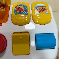 アンパンマン ひらいてぴょこん! バンダイBabyLabo ベビラボの画像
