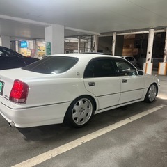 トヨタ 17クラウンマジェスタの画像