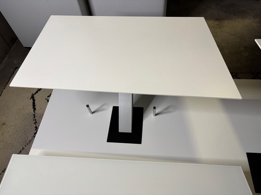 【大阪府無料配達】BoConcept Chivaコーヒーテーブル　R-229