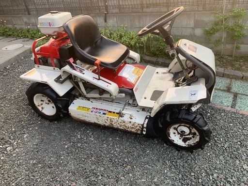 オーレック乗用草刈機