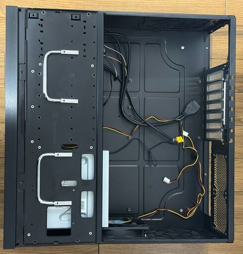 【BDドライブ付】大型PCケース SilverStone GD07B Pioneer製BD搭載