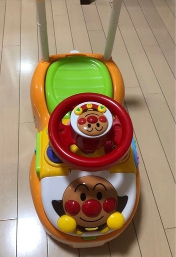 アンパンマン　よくばりビジーカー