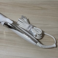 【ほぼ未使用】ReFa カールアイロン 32mm
の画像