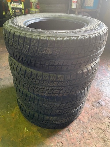 バリ山 185 70 R14 スタッドレス フリード (マロマロ) 八街のタイヤ 