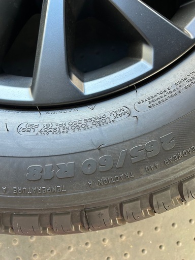 トヨタ ランドクルーザープラド純正 タイヤホイールセット 265/60R18 ほぼ未使用