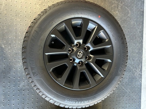 トヨタ ランドクルーザープラド純正 タイヤホイールセット 265/60R18 ほぼ未使用
