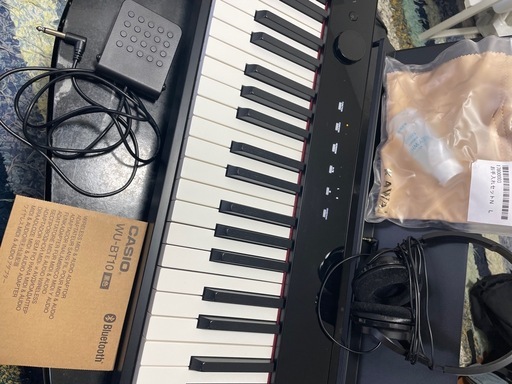 【美品】CASIO Privia　PX-S1100 BK ブラック 電子ピアノ 88鍵