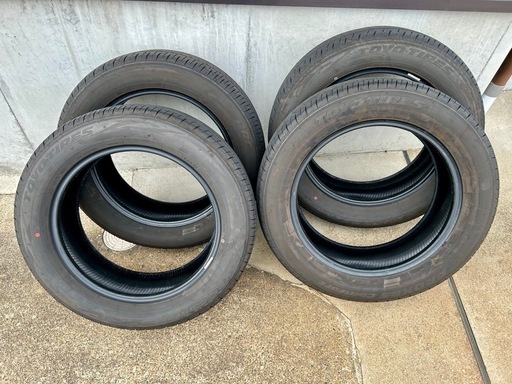 アルファード　40系　純正タイヤ　225/60R18