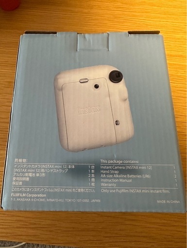 FUJIFILM instax mini 12 チェキ クレイホワイト インスタントカメラ　チェキフィルム10枚入り　2つ付属