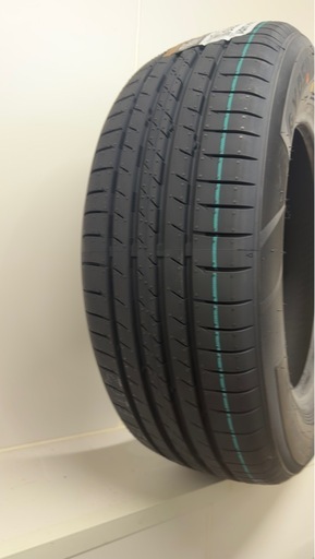 車のパーツ 205/60R16