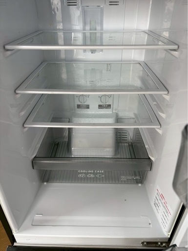 無料配送エリアあり　三菱 146L 冷蔵庫 MR-P15EG  2022年製