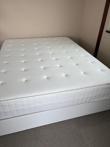 IKEA MALM（マルム）ダブルベッド
