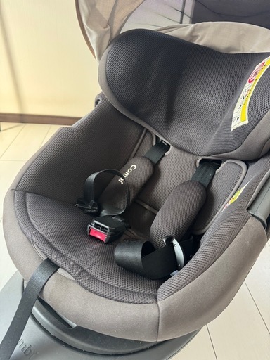 チャイルドシート(combi)(ISOFIX)