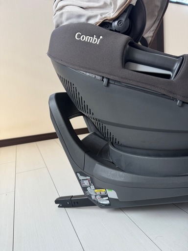 チャイルドシート(combi)(ISOFIX)
