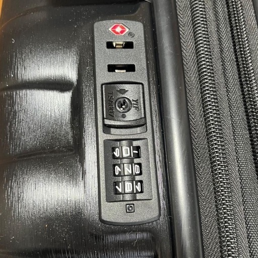 サムソナイト スーツケース ZIPLITE6 黒 TSAロック付 機内持ち込み可
