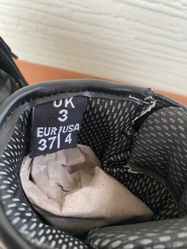 「美品」　BERIK ベリック　サイズEU37 US4 JP約23cm