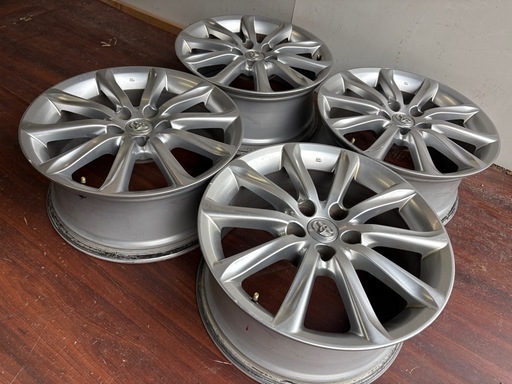 マークX純正18インチアルミホイール☆トヨタ車流用可能品