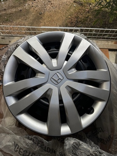 鉄ホイール15インチ新車外し4本セットカバー付き (けいすけ) 西広島の 