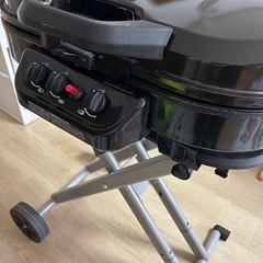 ColemanアウトドアBBQグリルの画像