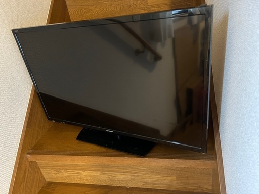 【32型テレビ】SHARP AQUOS LC-32H30 リモコン付 動作OK  SHARPの32型テレビです。   動作確認済みで問題なく視聴できます。