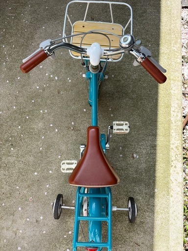 子供用自転車　14インチ　補助輪付　物置保管