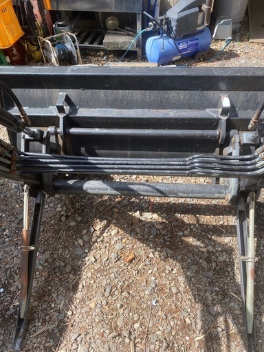 YANMAR製フロントローダー、最大積載量400kg  
