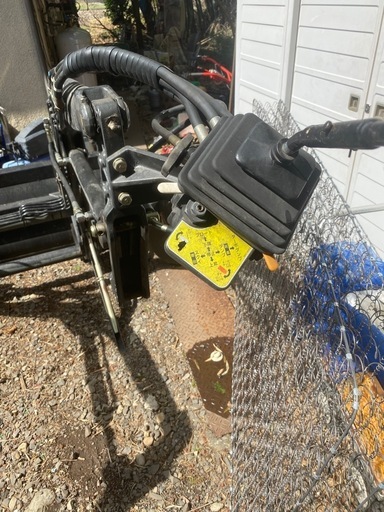 YANMAR製フロントローダー、最大積載量400kg  