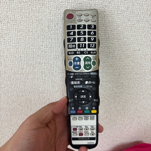 SHARP AQUOS 32インチ (J) 玉造のテレビ《液晶テレビ》の中古あげます 
