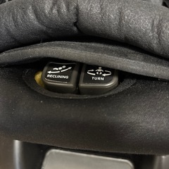 [受け渡し者決定]コンビ ISOFIX 回転式チャイルドシート CC-UID 新生児〜の画像