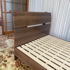 シングルベッドフレーム
の画像