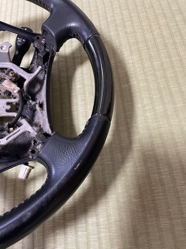 トヨタ　革巻きステアリング