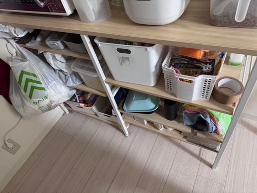 即受取り希望‼️キッチン収納棚 (山田結衣) 越谷の収納家具《食器棚 