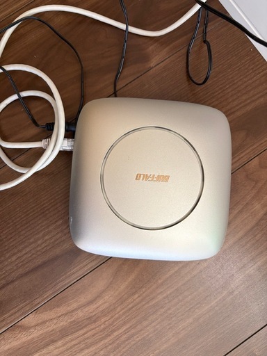 WiFiルーター (もも) 尼崎のその他の中古あげます・譲ります 