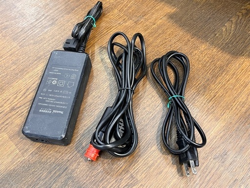 マキタ makita CW002G 充電式 保冷温庫 50L 中古 クーラーボックス アウトドア キャンプ レジャー 【1065111