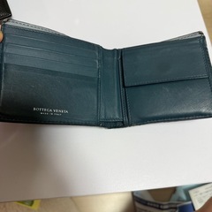 ボッテガ　二つ折りの画像