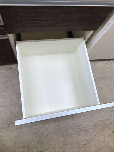 ジャングルジャングル石津店】パモウナ 食器棚 幅90cm 女性が使い 