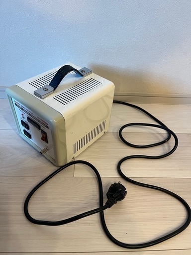 SANYO TSD-N15LES 1500VA 降圧用 変圧器 ヨーロッパ (んつ) 岡崎の 